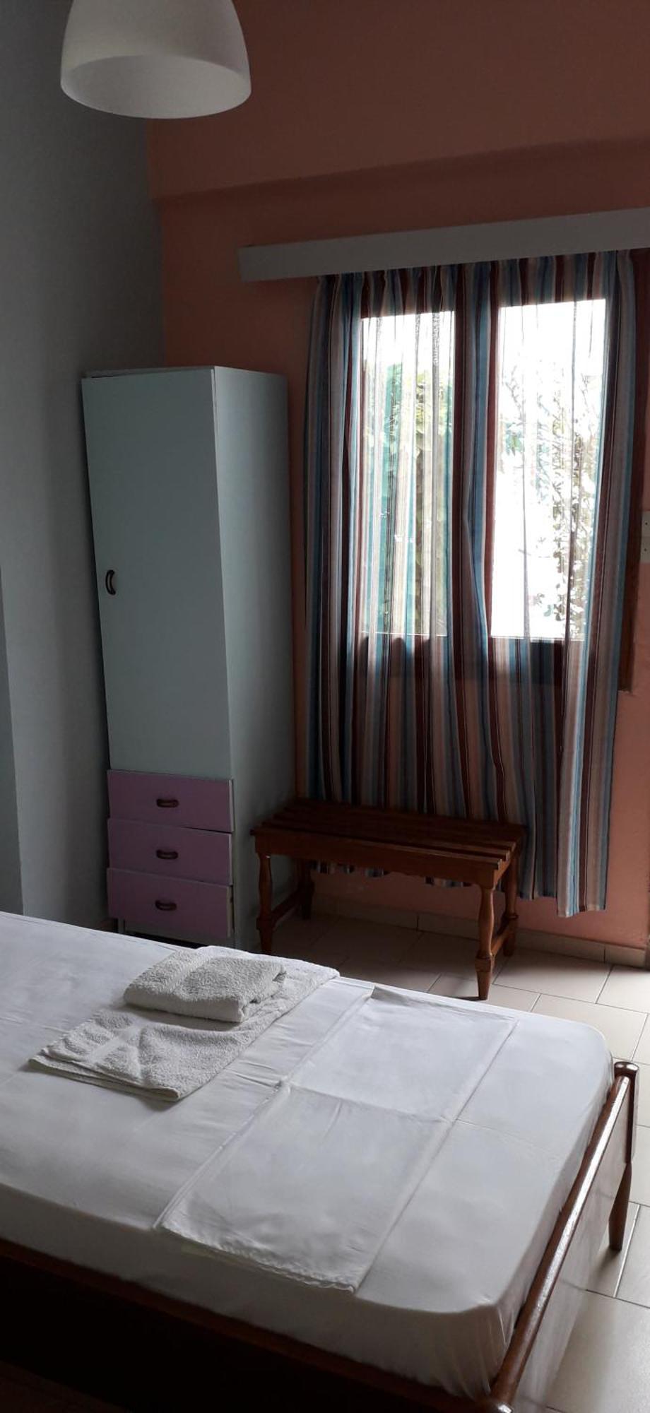Αmmos Rooms Palaiochora Esterno foto