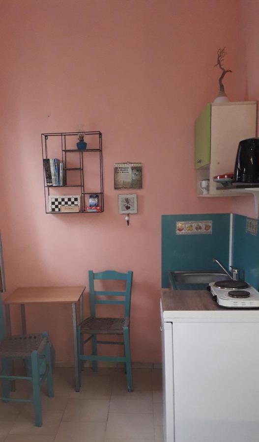 Αmmos Rooms Palaiochora Esterno foto
