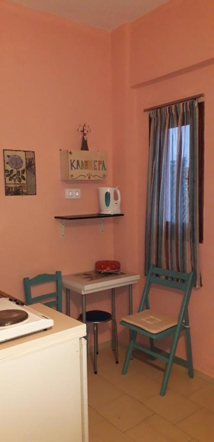 Αmmos Rooms Palaiochora Esterno foto